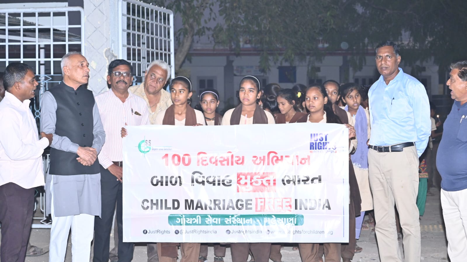 ચાલાસણ ખાતે બાળ લગ્ન મુક્ત ભારત બનાવવા કાર્યક્ર્ મ અંતર્ગત કેન્ડલ માર્ચ યોજાઇ.